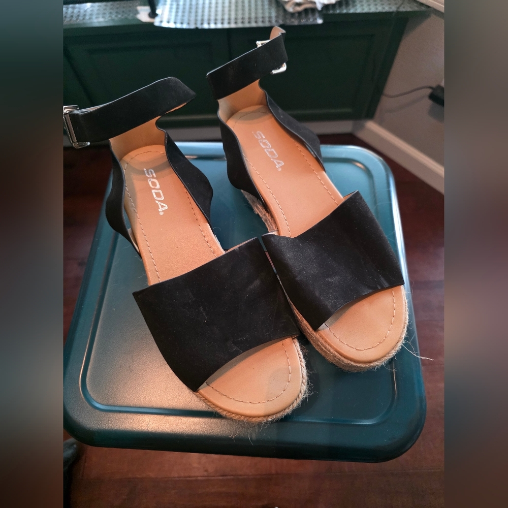 Soda Black Ankle Strap Sandals Espadrills